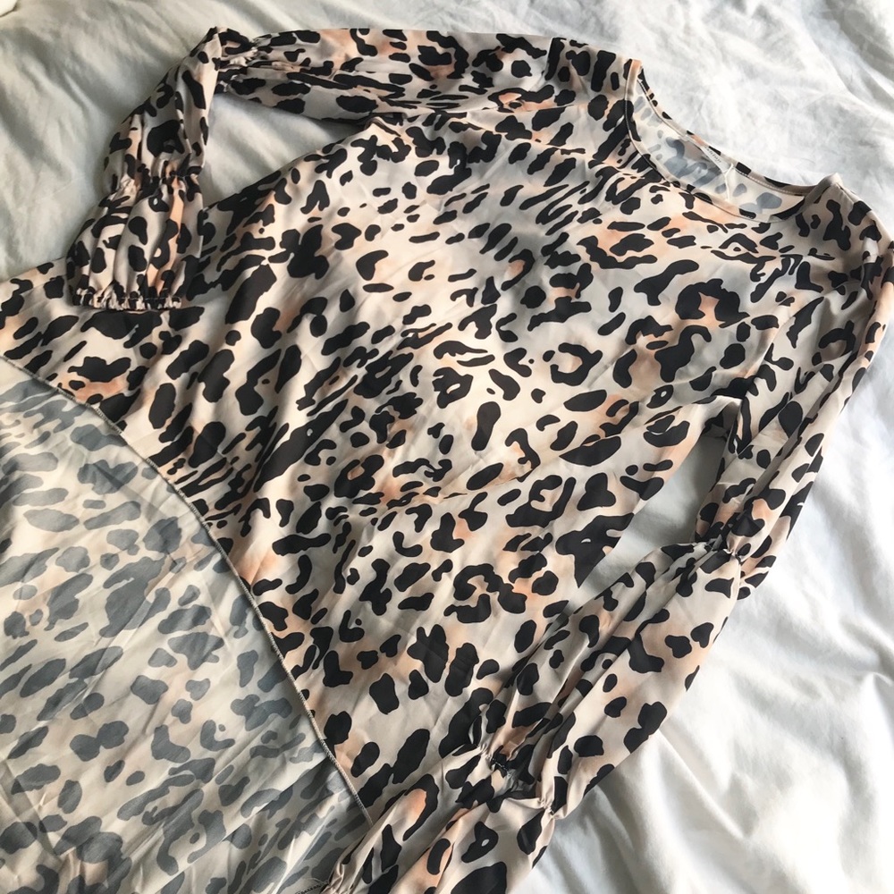 Animal Print Puff Sleeve Top